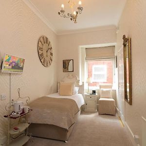 Luxury Single Room